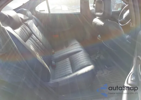 2000 Pontiac Grand Prix Gtp from USA, damaged, VIN 1G2WR5219YF289427